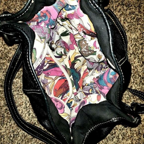 The Sak | Vintage Black Leather Tote - Picture 4 of 5